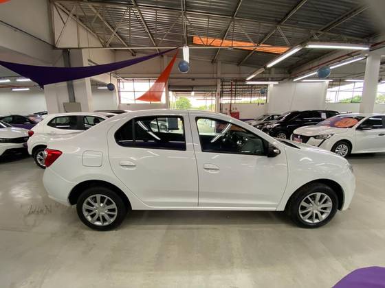 RENAULT LOGAN 1.0 12V SCE FLEX ZEN MANUAL RENAULT LOGAN 1.0 12V SCE FLEX ZEN MANUAL